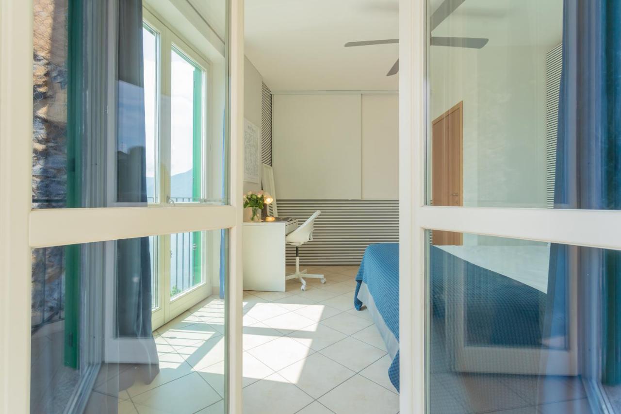 Blue Bliss Apartment By Rent All Como Colonno Exteriör bild